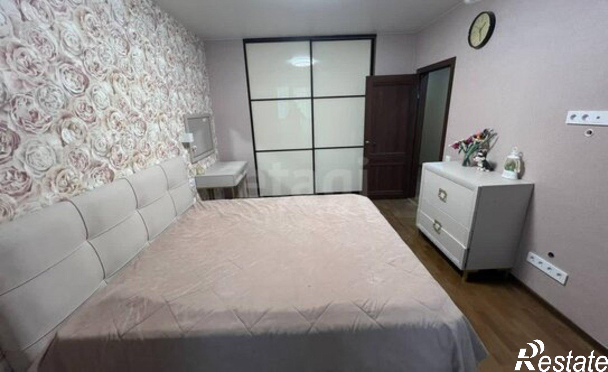 Купить квартиру за 11 250 000 рублей на ул Баженова, 13В