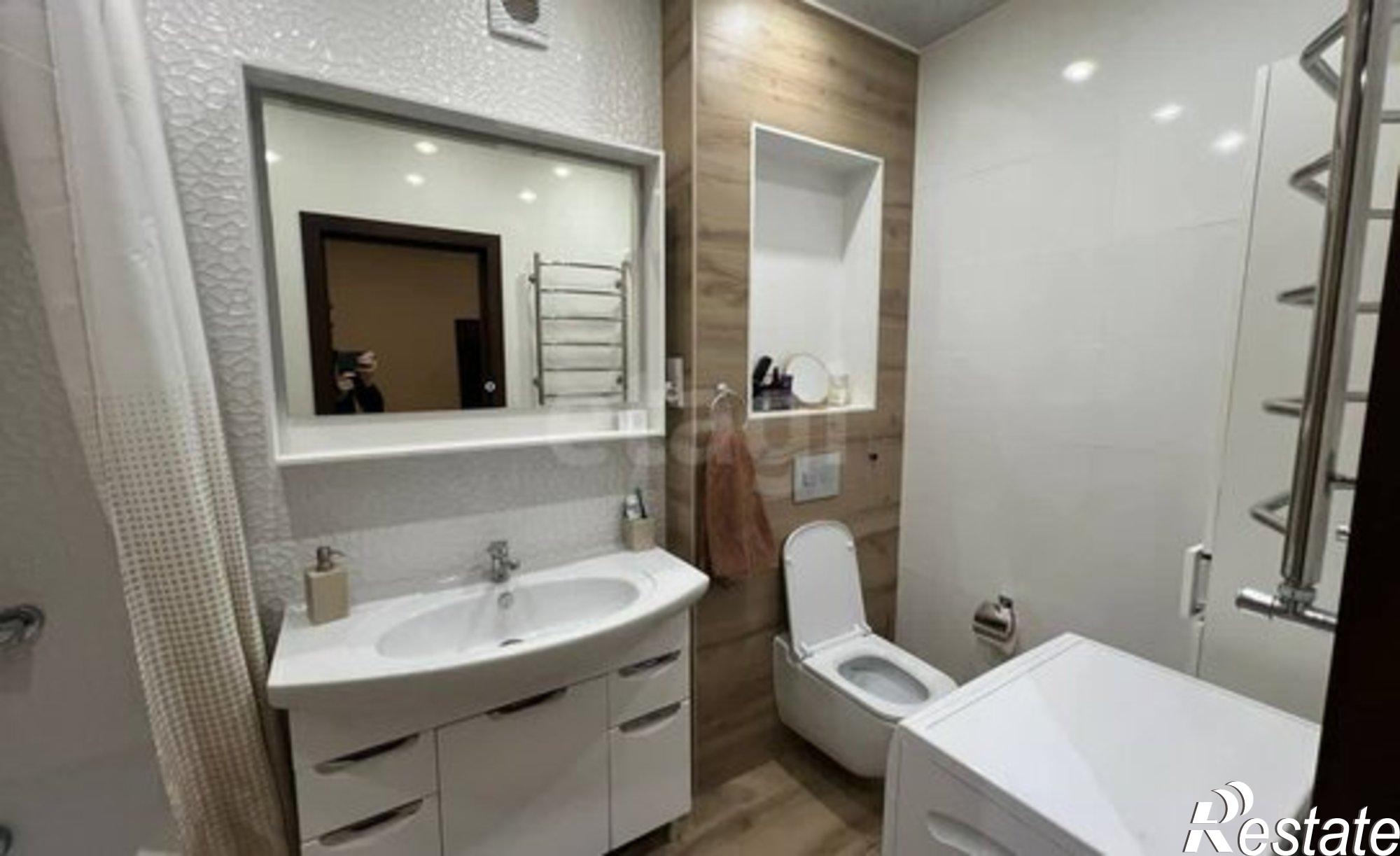 Купить квартиру за 11 250 000 рублей на ул Баженова, 13В