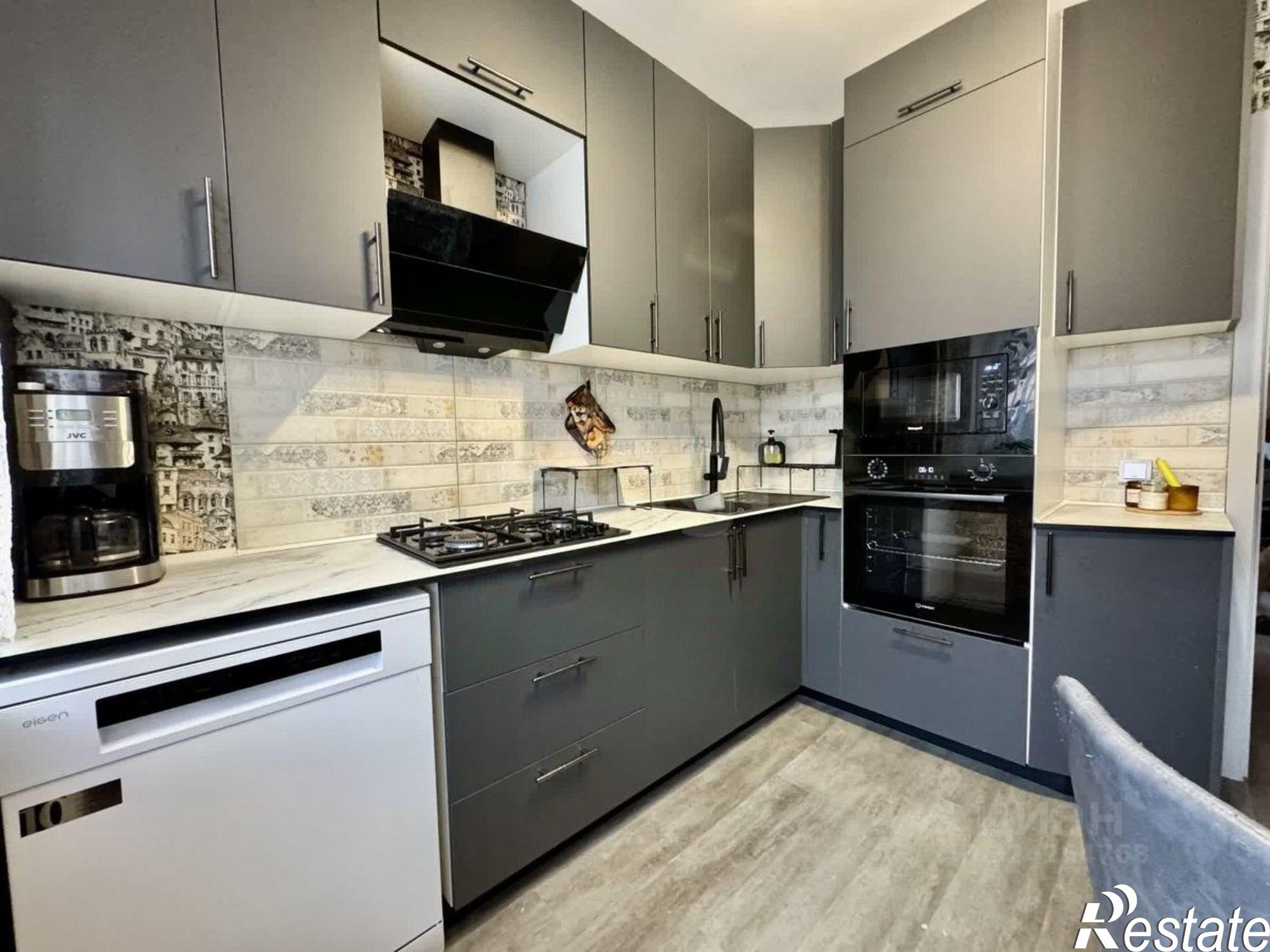 Купить квартиру за 7 100 000 рублей на ул Колхозная, 10