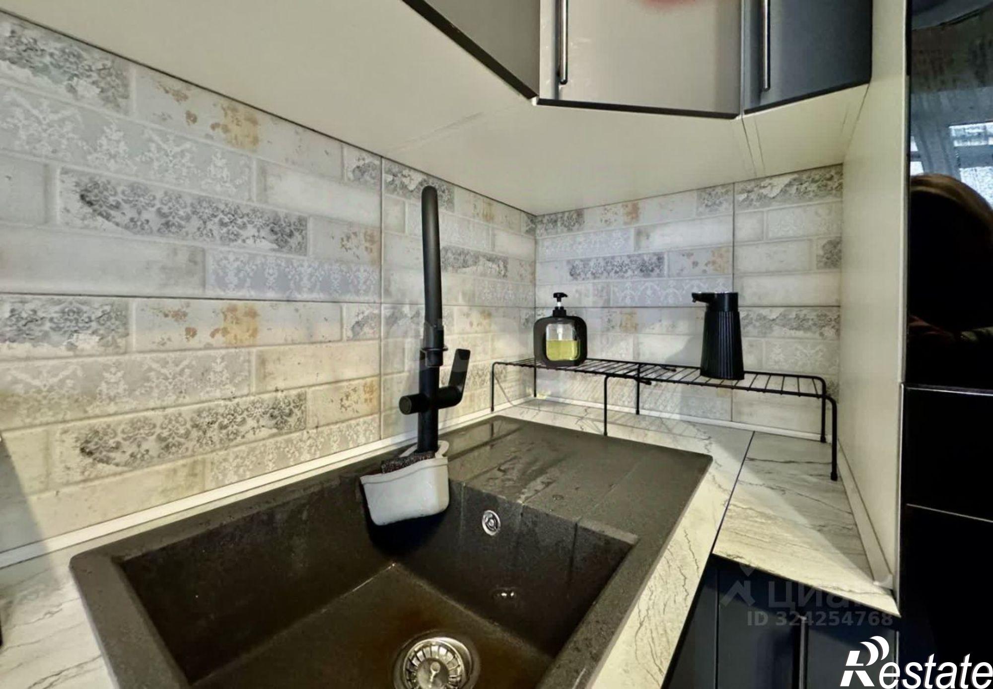 Купить квартиру за 7 100 000 рублей на ул Колхозная, 10