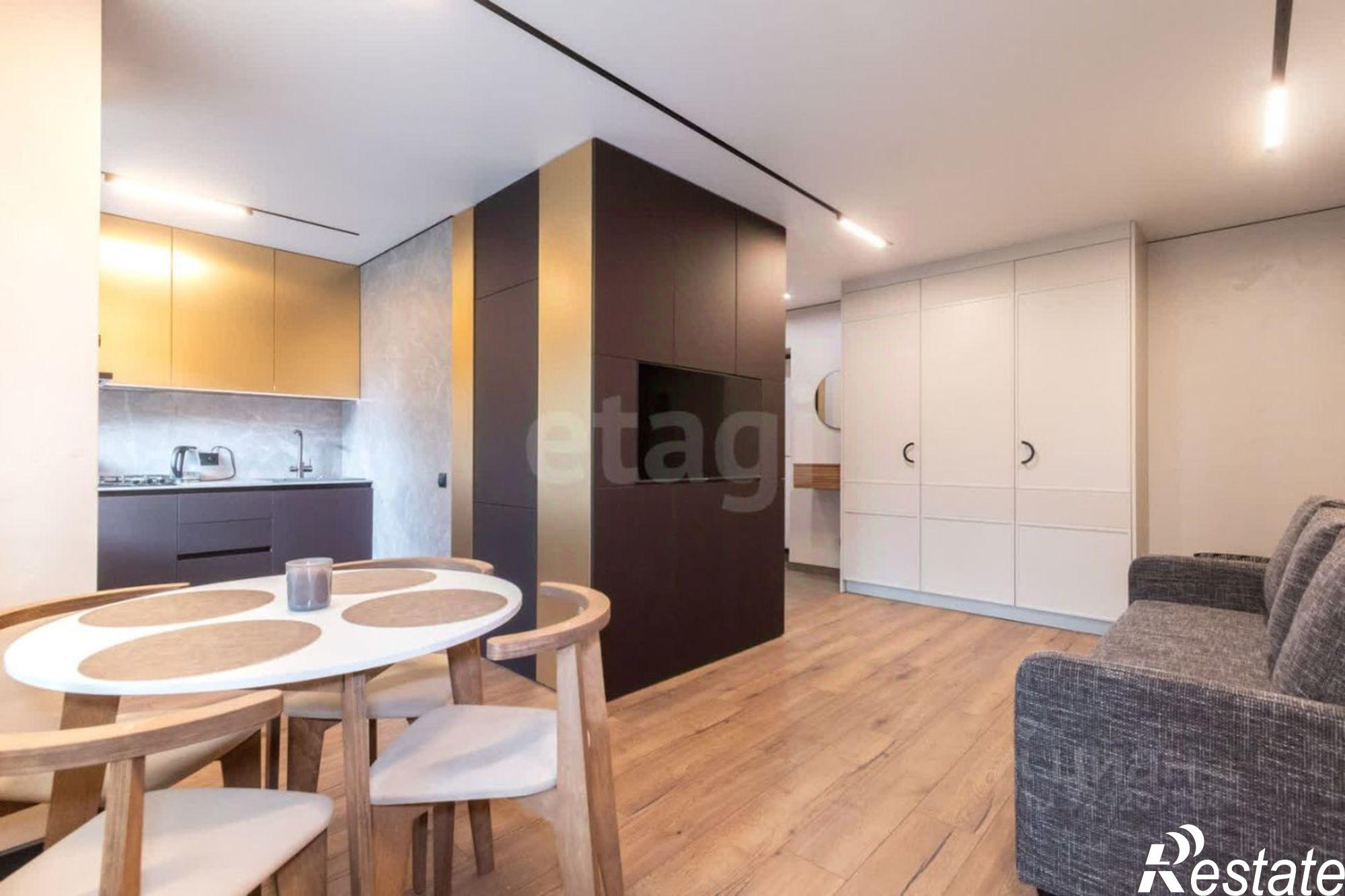 Купить квартиру за 9 100 000 рублей на Ленинский пр-кт, 19А