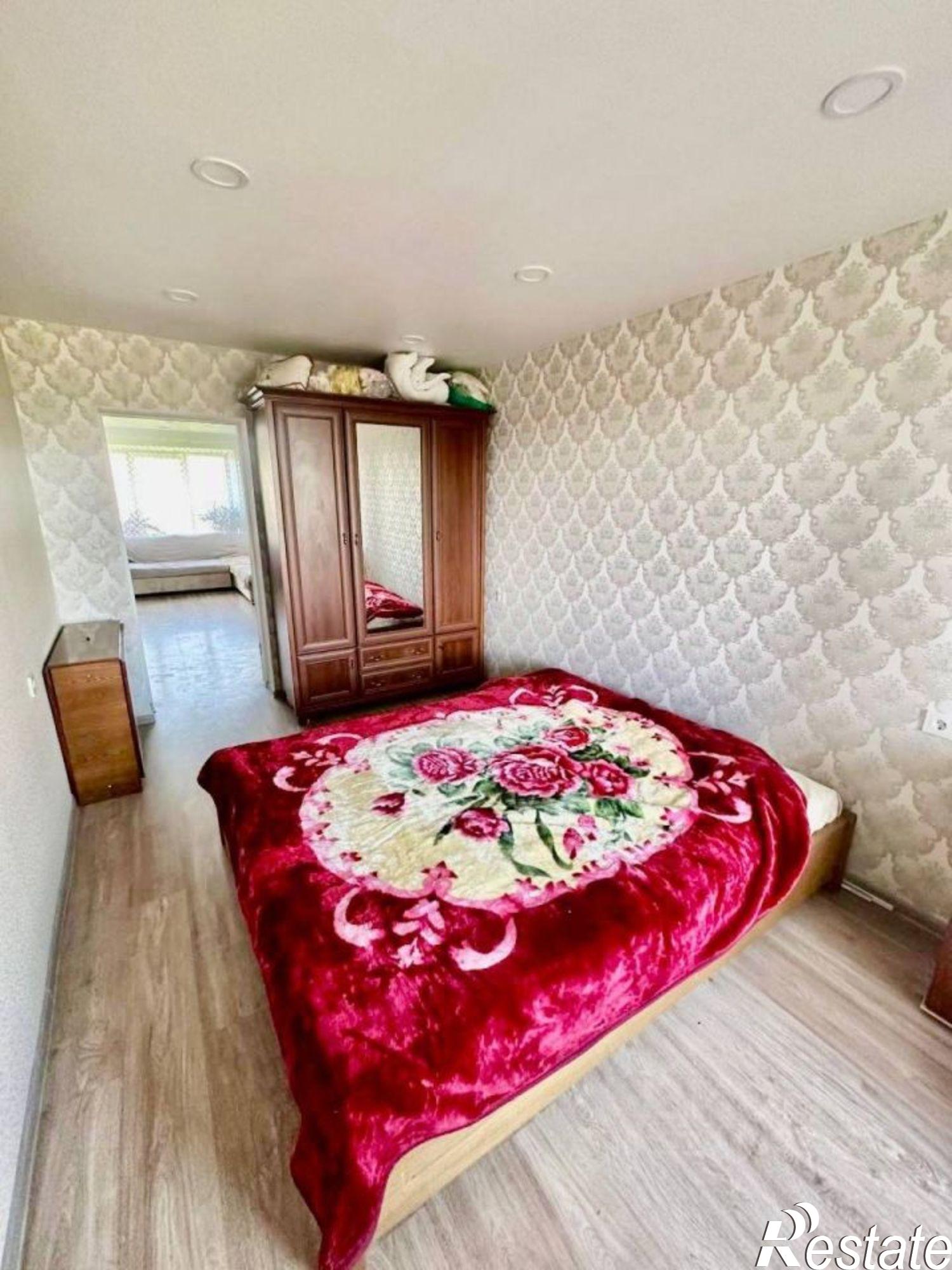 Купить квартиру за 10 000 000 рублей на Московский проспект, 106