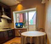 3-комн, 98кв м, этаж -2/5 Ростовская улица, 9