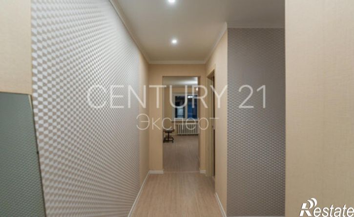 3-комн квартира Лужская улица, 40А,  д. 40А