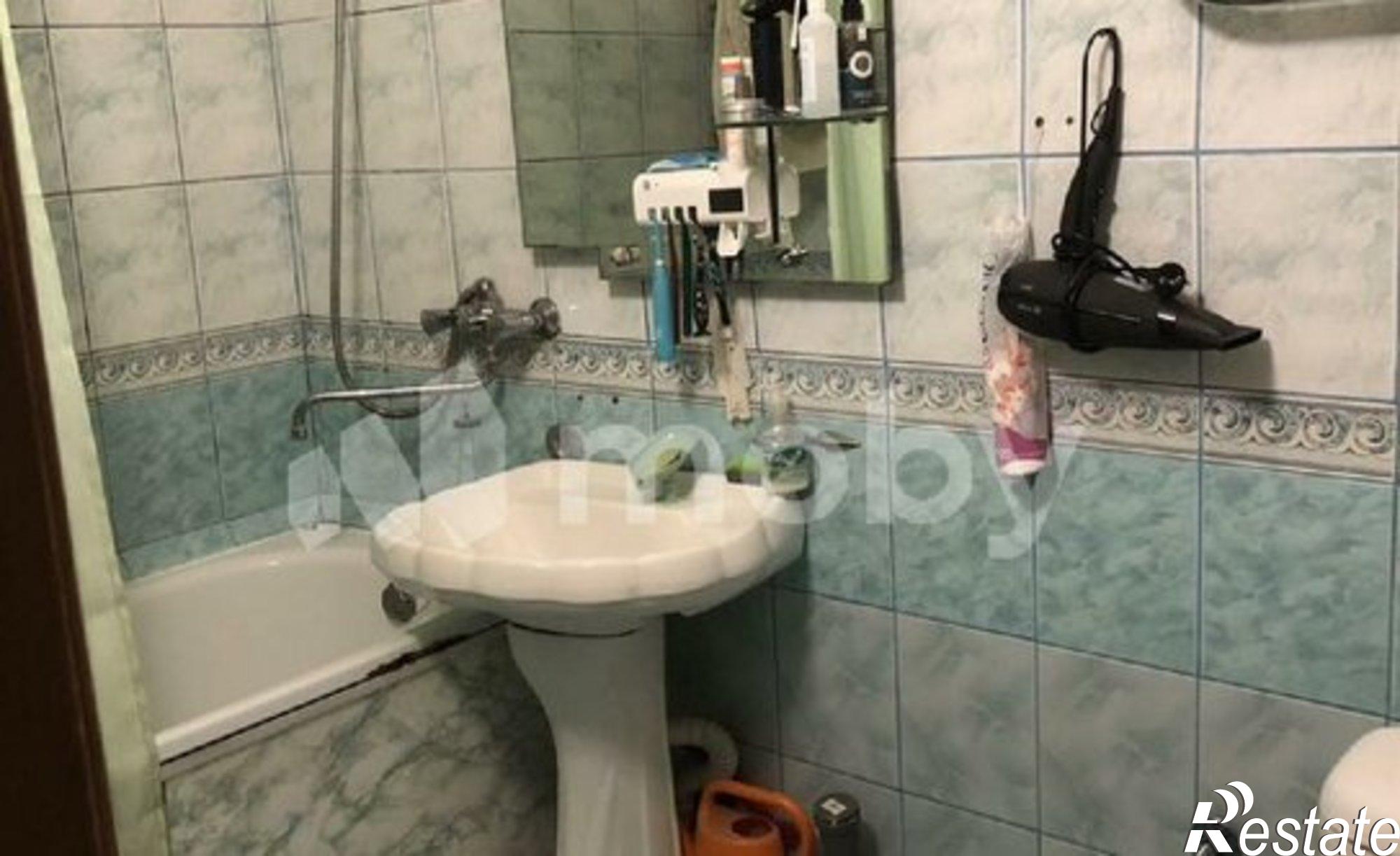 Купить квартиру за 4 500 000 рублей на улица Подполковника Емельянова, 294