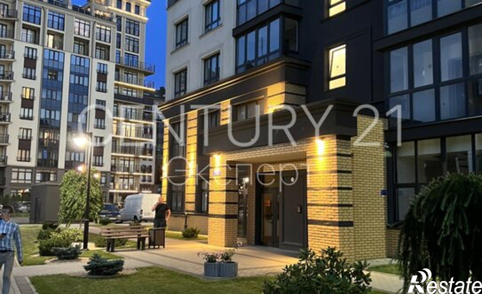 Купить квартиру за 7 999 000 рублей на улица Героя России Виталия Мариенко, 8