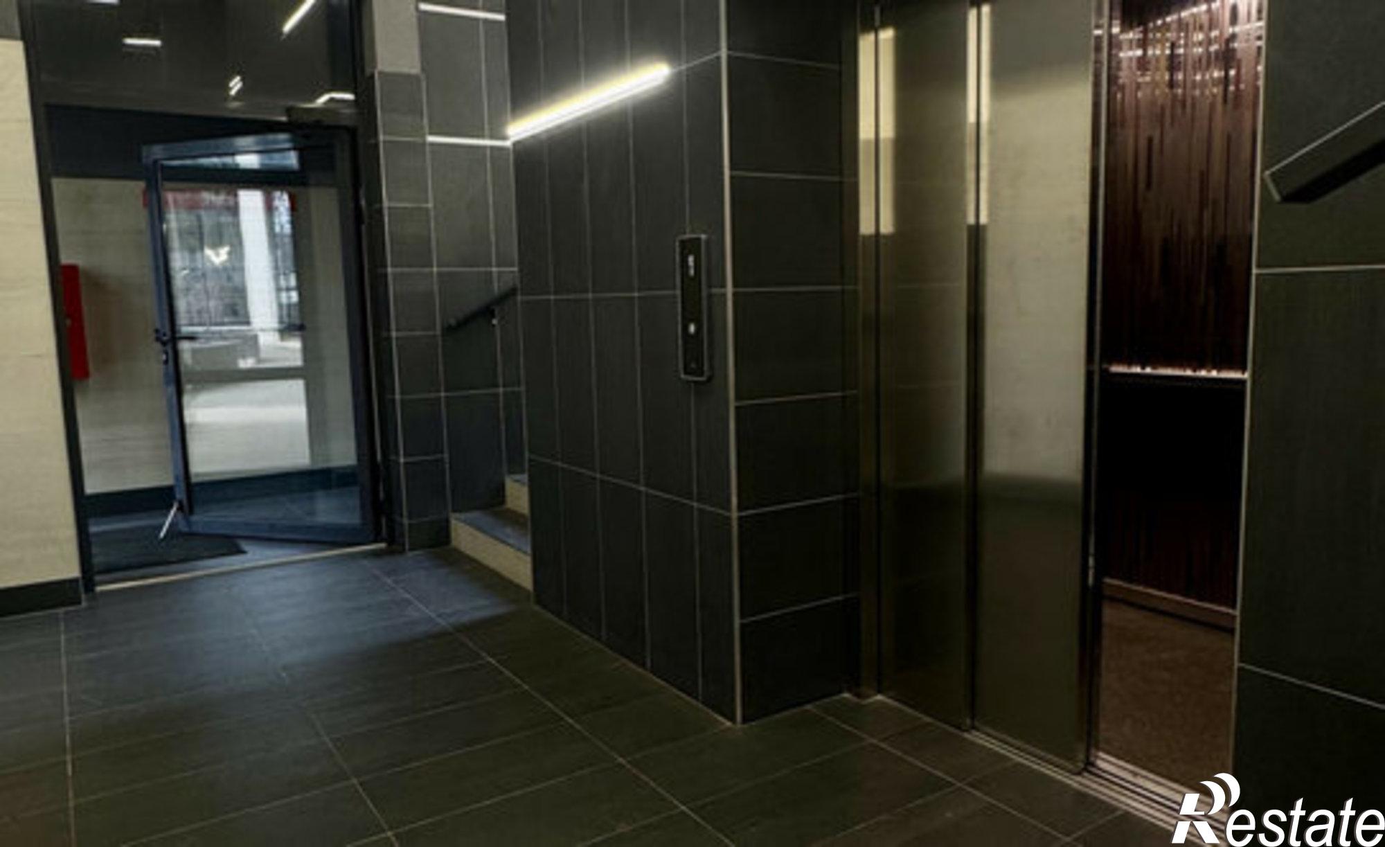 Купить квартиру за 34 000 000 рублей на улица Марата, 1