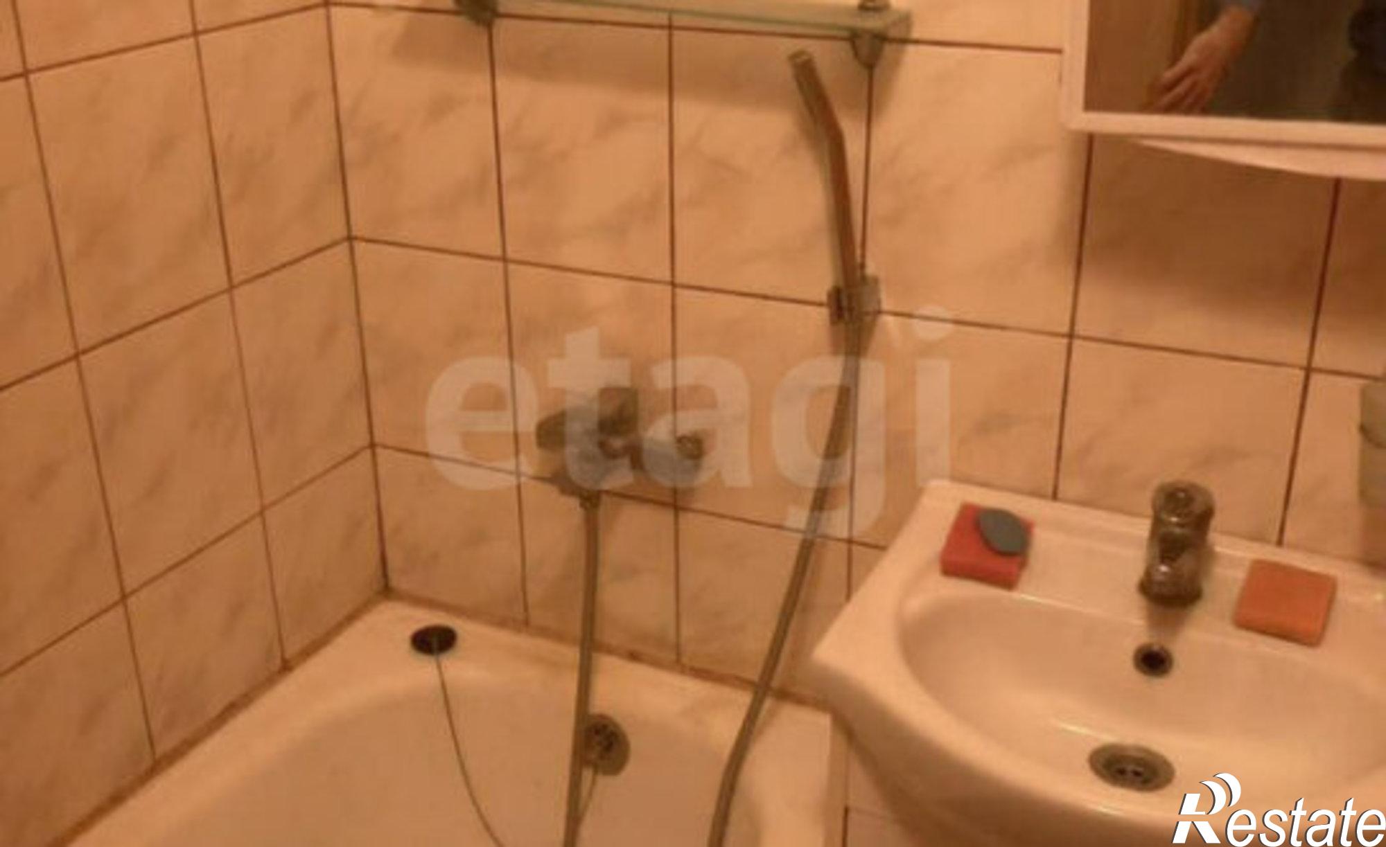 Купить квартиру за 3 000 000 рублей на ул Ангарская, 80