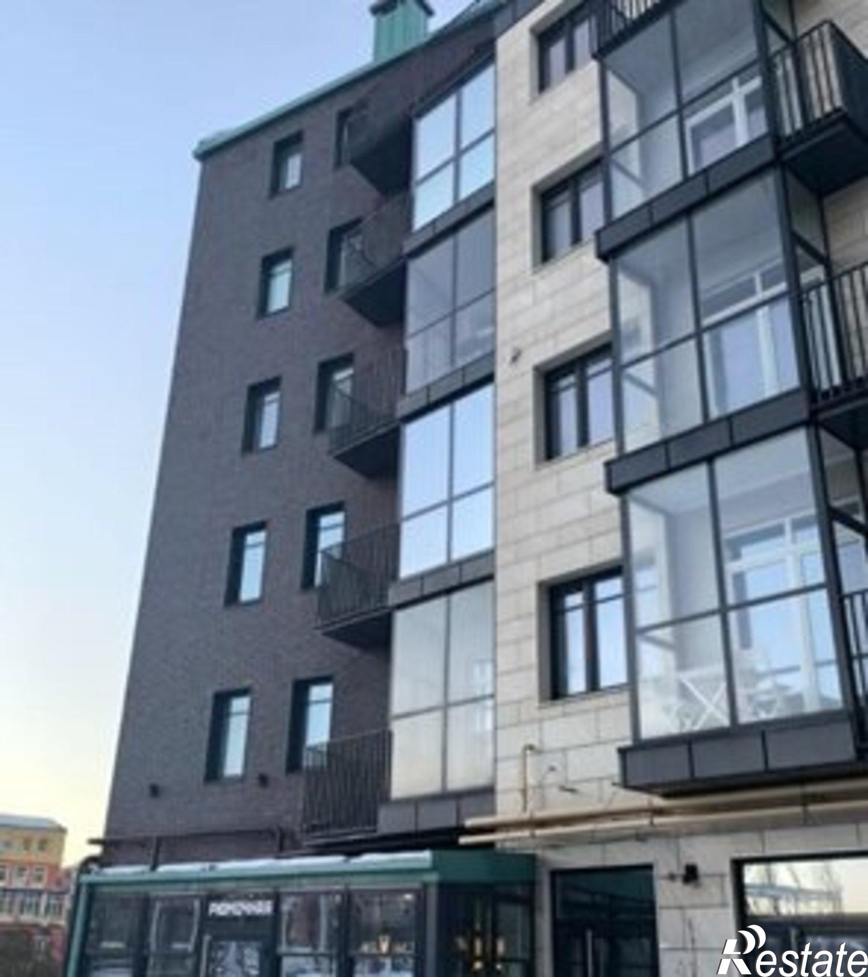 Купить квартиру за 21 990 000 рублей на ул Октябрьская, 12