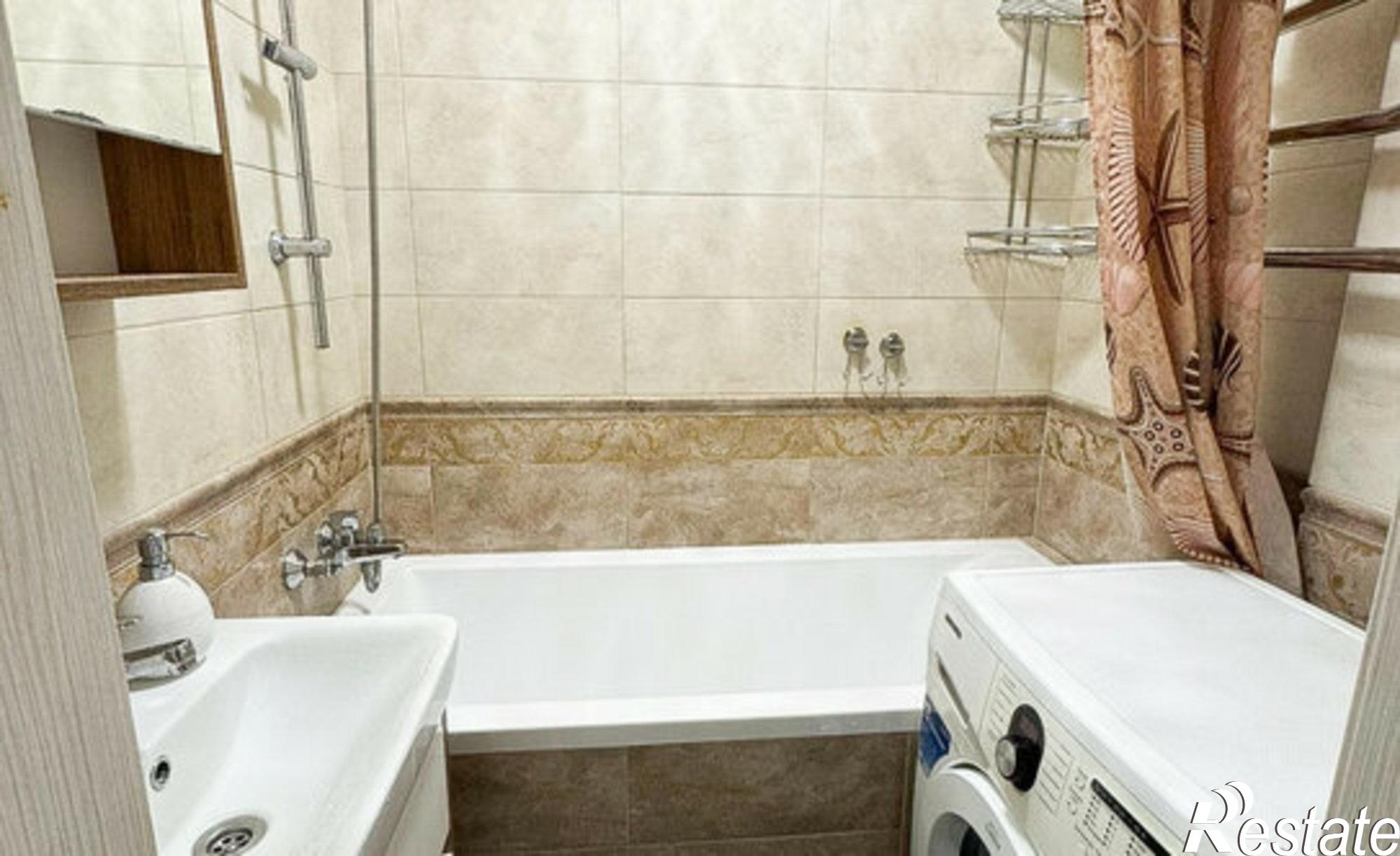 Купить квартиру за 9 700 000 рублей на ул Каштановая аллея, 178