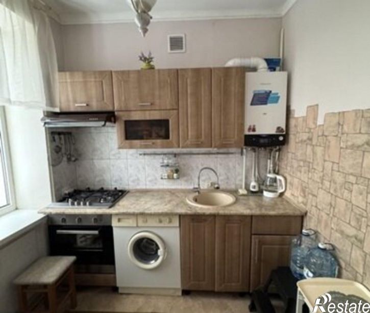 2-комн квартира Коммунистическая улица, 12,  д. 12