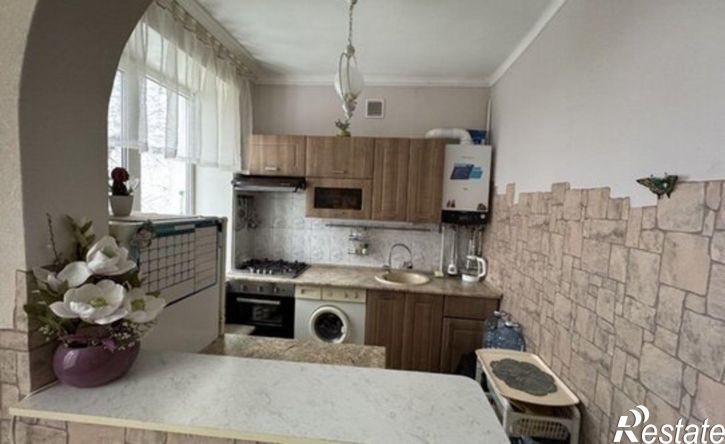 2-комн квартира Коммунистическая улица, 12,  д. 12