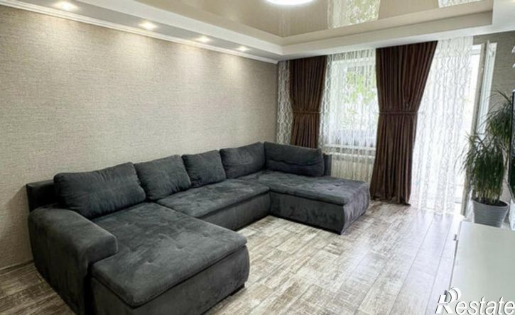 3-комн квартира ул Каштановая аллея, 178,  д. 178