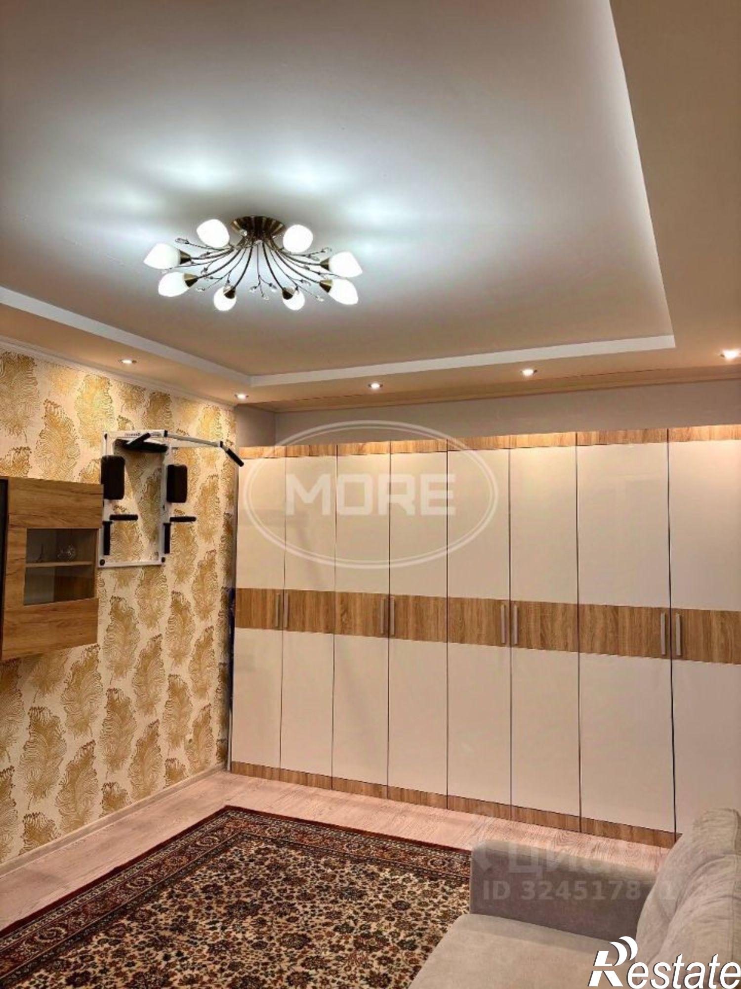 Сдать квартиру за 42 000 рублей на Красная улица, 139А