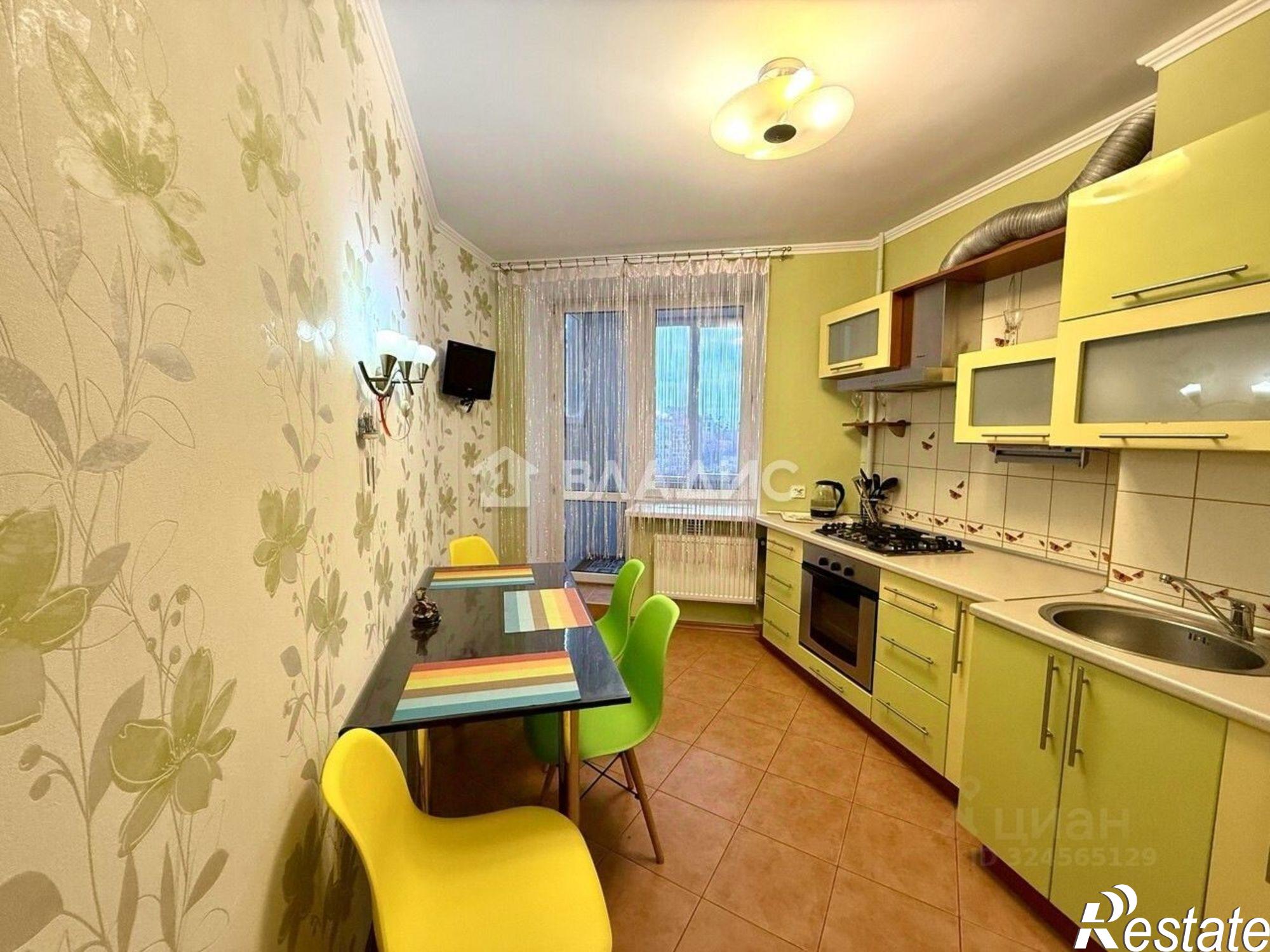 Сдать квартиру за 32 000 рублей на ул Гайдара, 169