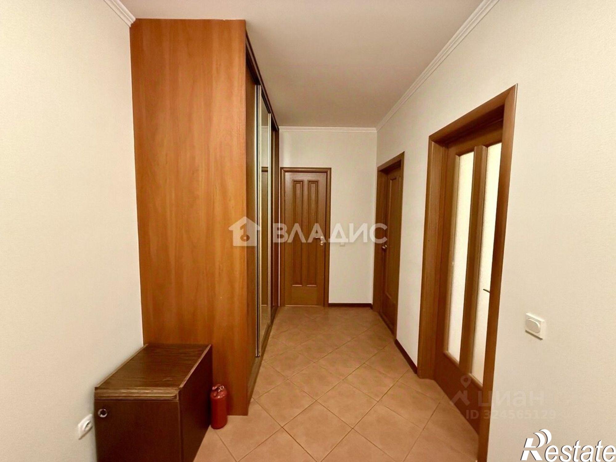 Сдать квартиру за 32 000 рублей на ул Гайдара, 169