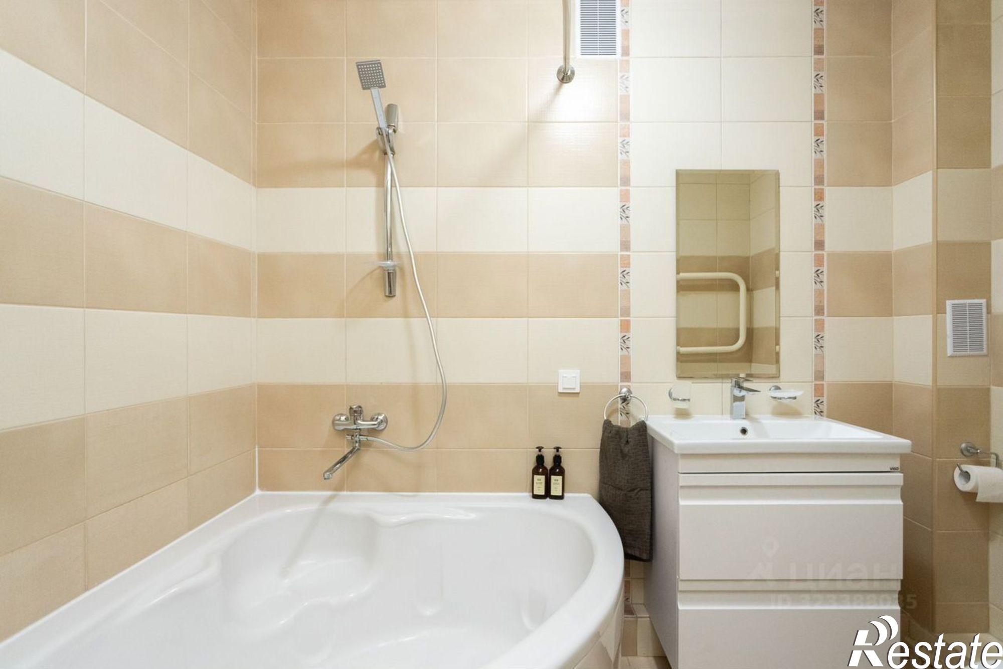 Сдать квартиру за 38 000 рублей на ул Озерная, 1