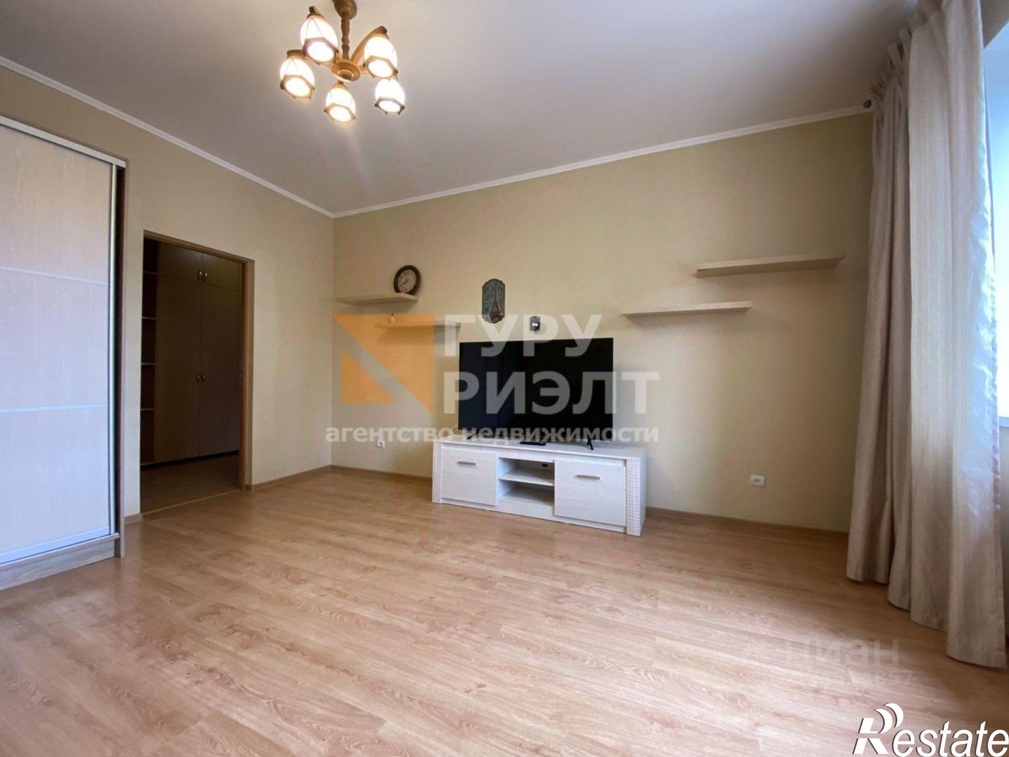 Сдать квартиру за 45 000 рублей на ул Курганская, 3