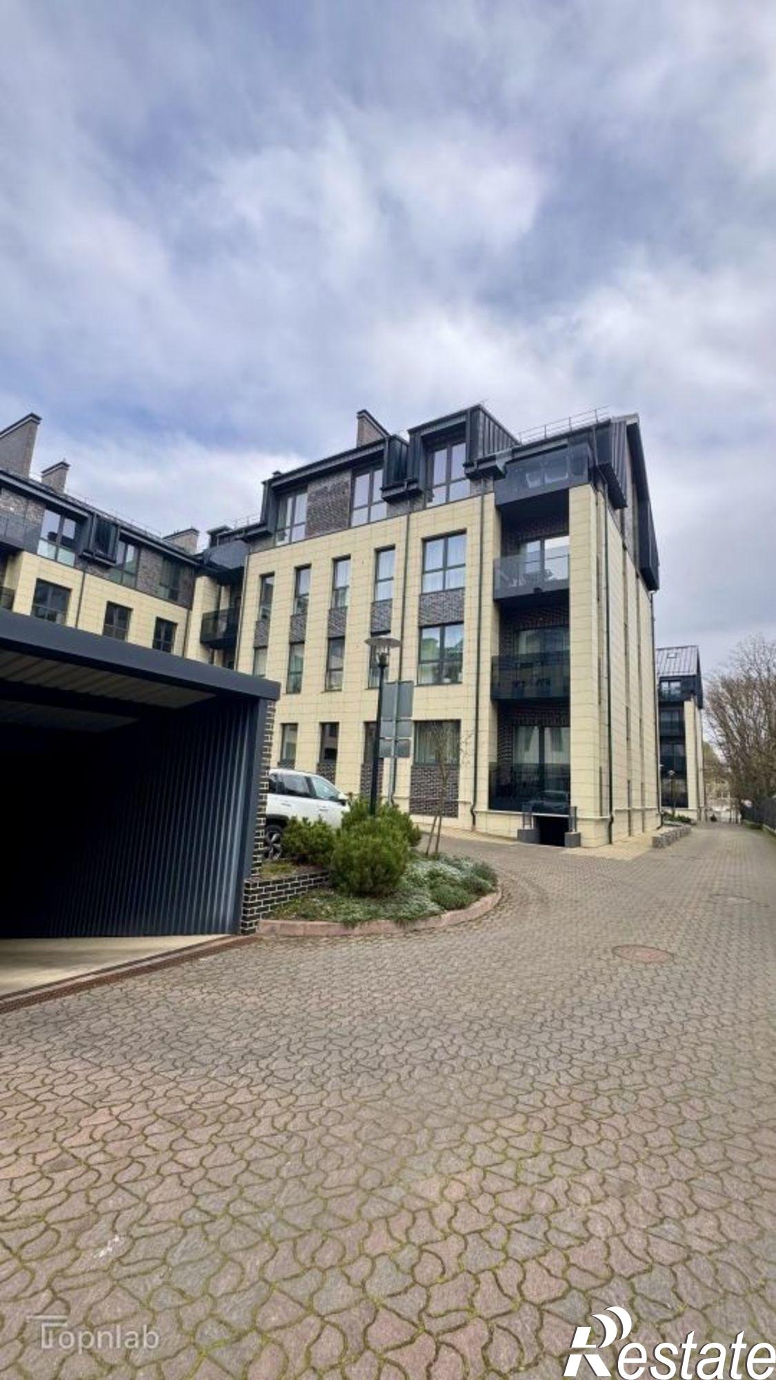 Купить квартиру за 34 000 000 рублей на улица Марата, 1