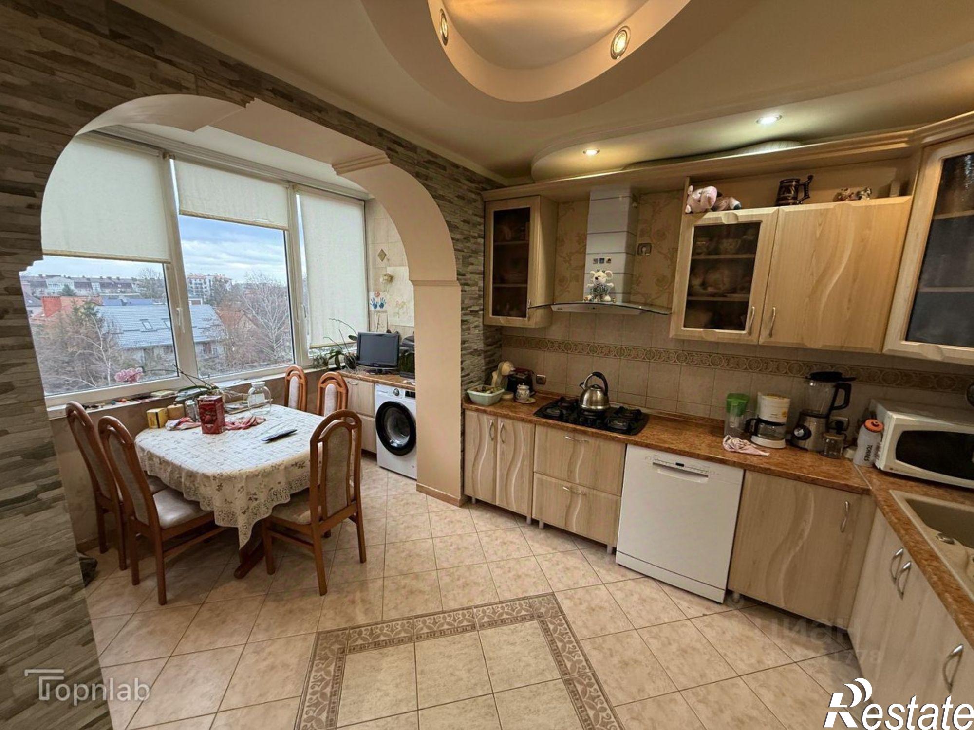 Купить квартиру за 10 500 000 рублей на ул Красносельская, 44