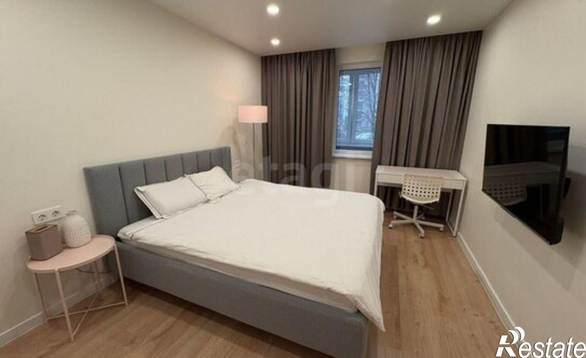 Купить квартиру за 9 900 000 рублей на Эпроновская улица, 27