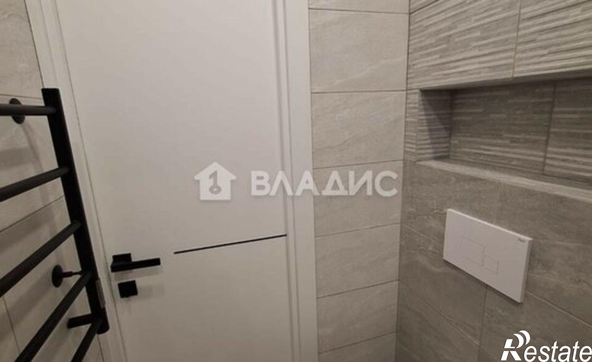 Купить квартиру за 5 600 000 рублей на ул Лейтенанта Яналова, 16А