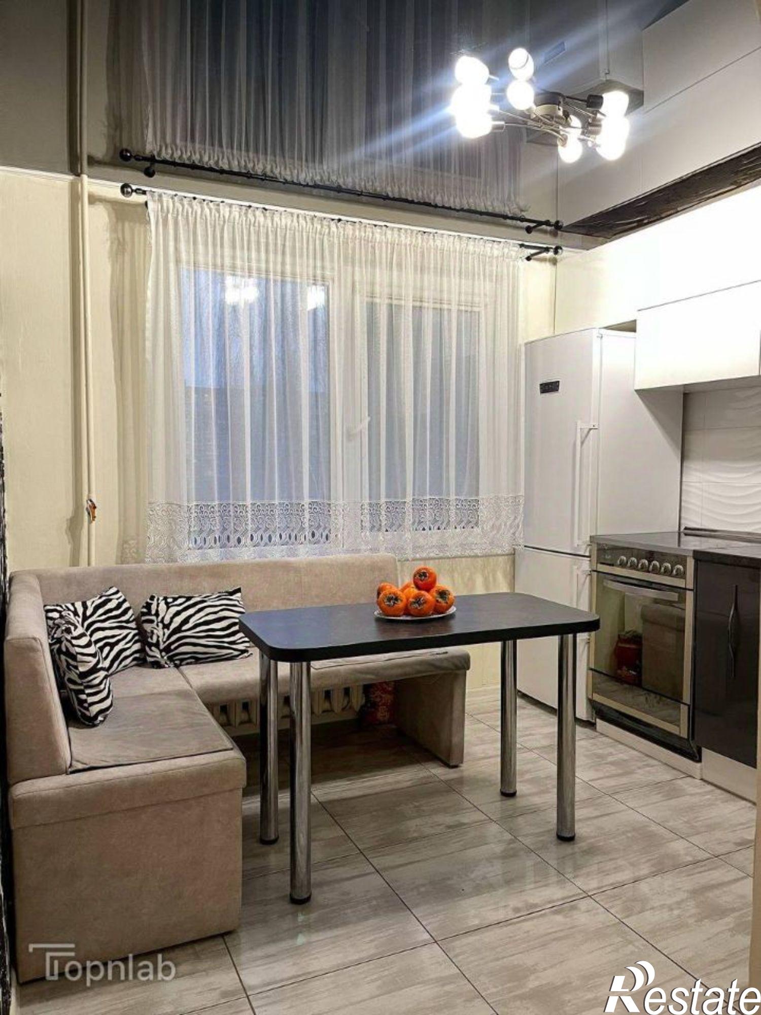 Купить квартиру за 8 200 000 рублей на ул Октябрьская, 25