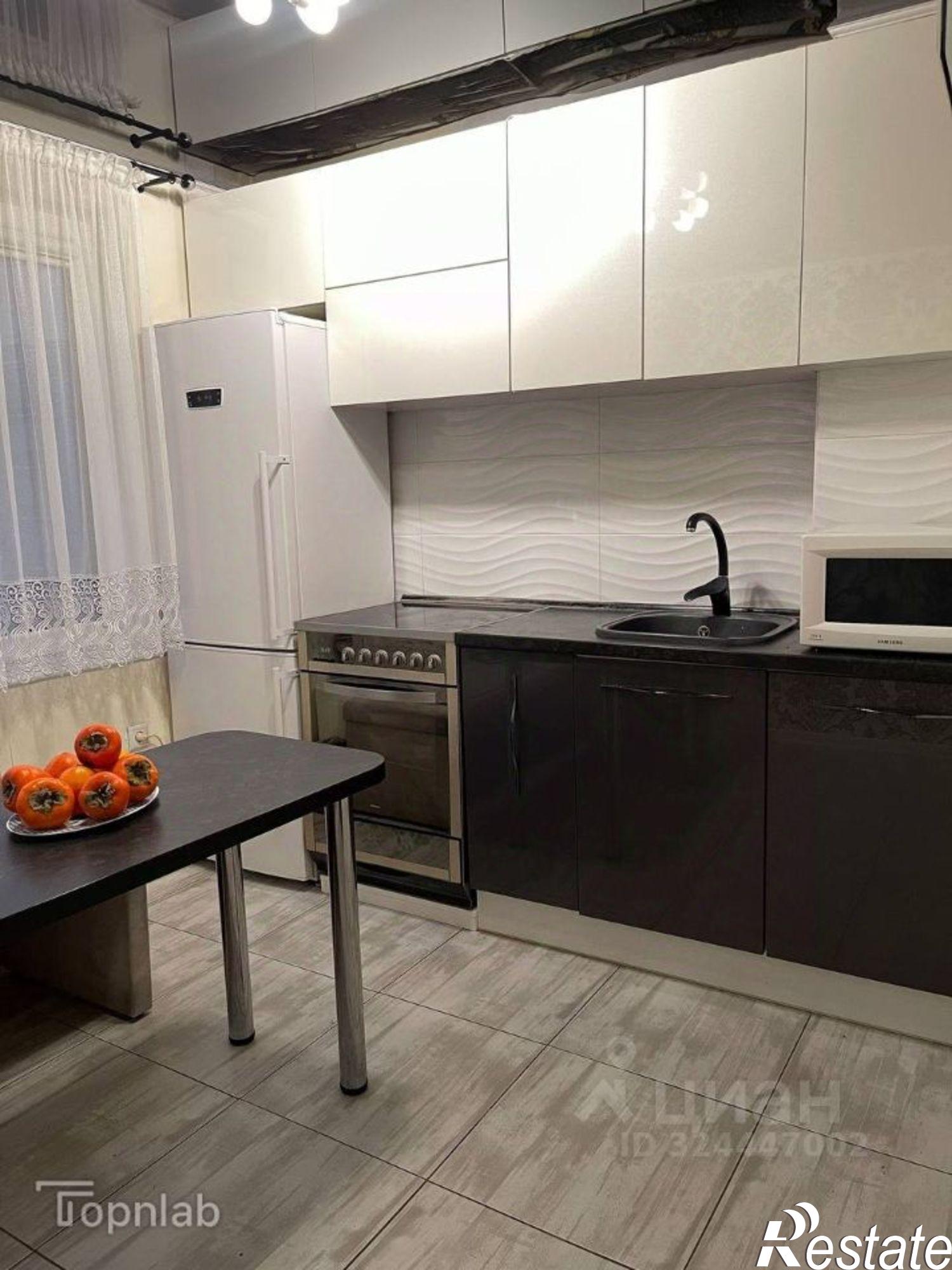 Купить квартиру за 8 200 000 рублей на ул Октябрьская, 25