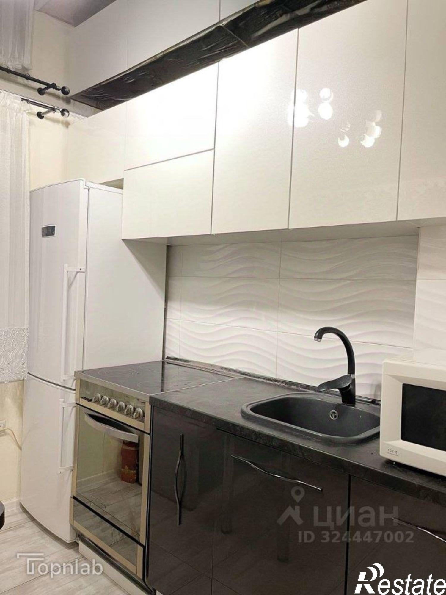 Купить квартиру за 8 200 000 рублей на ул Октябрьская, 25