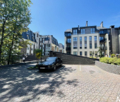 1-комн, 42кв м, этаж 1/4 улица Марата, 1