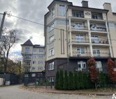 3-комн, 80кв м, этаж 2/4 улица Тенистая Аллея, 42В