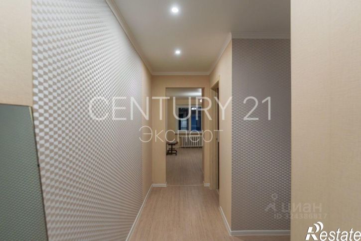 3-комн квартира Лужская улица, 40А,  д. 40А