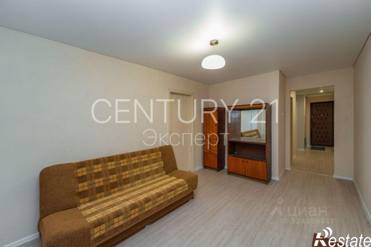 3-комн квартира Лужская улица, 40А,  д. 40А