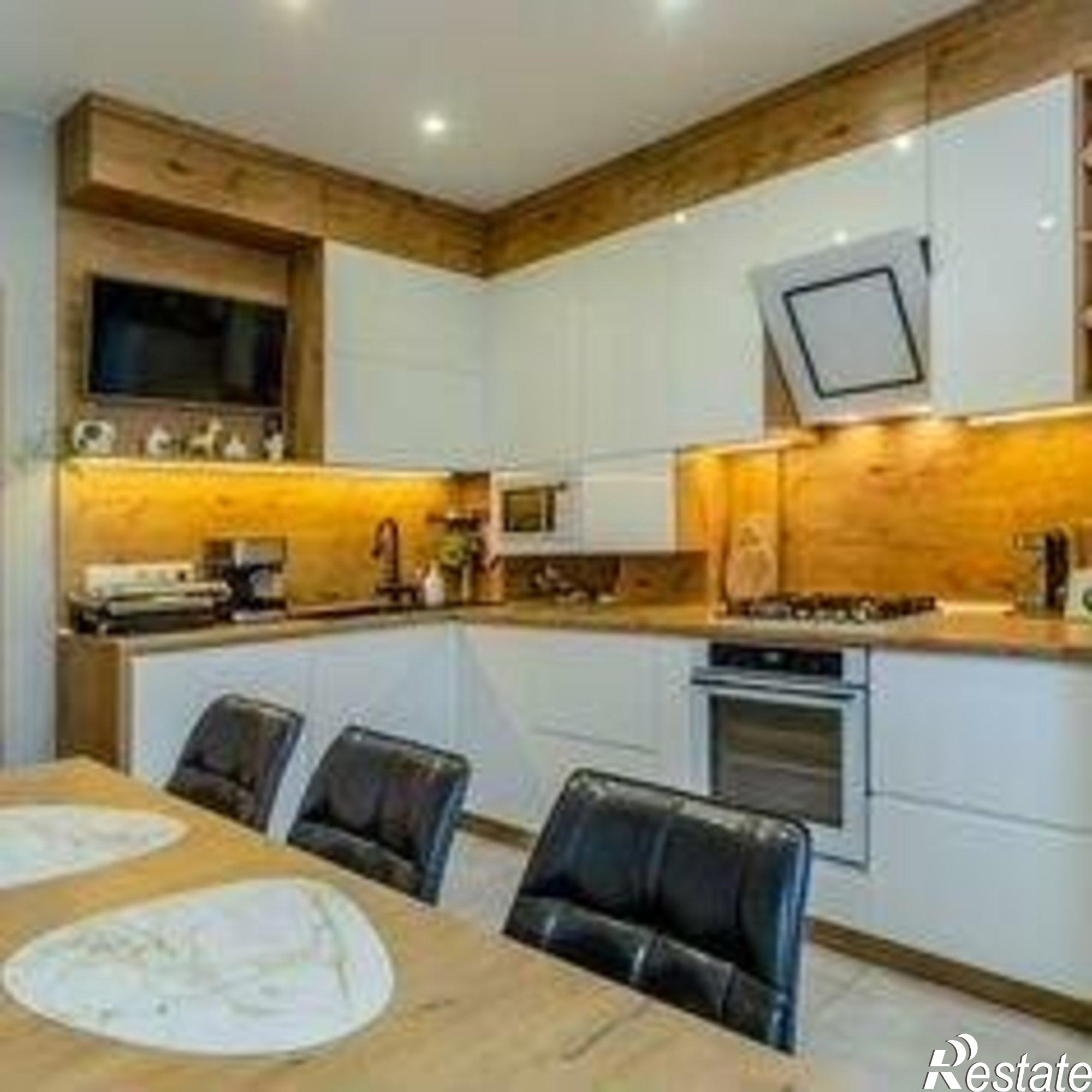 Купить квартиру за 16 900 000 рублей на ул Генерала Челнокова, 26