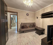 2-комн, 49кв м, этаж 2/5 ул Космическая, 34