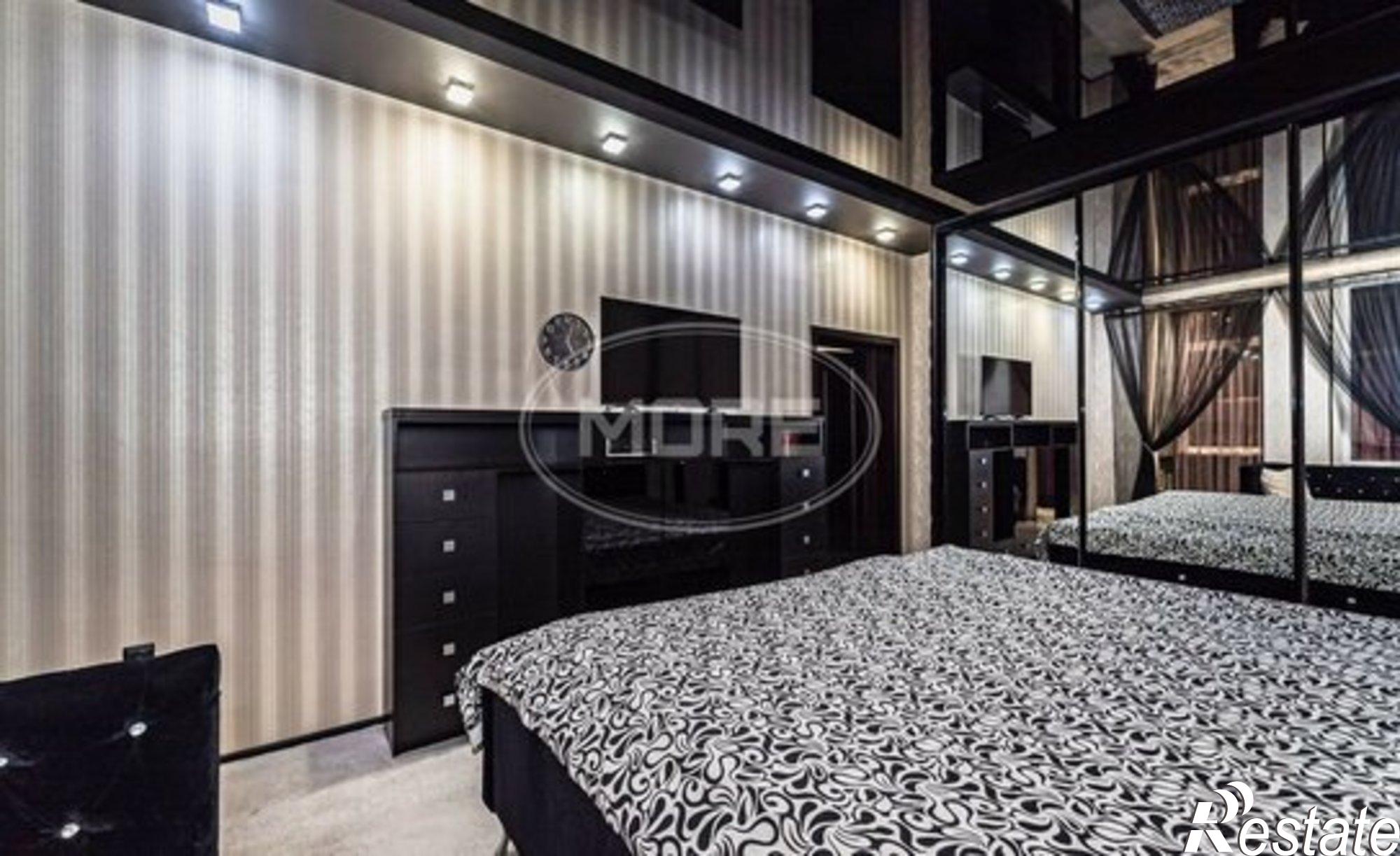 Купить квартиру за 10 500 000 рублей на Угловая улица, 8