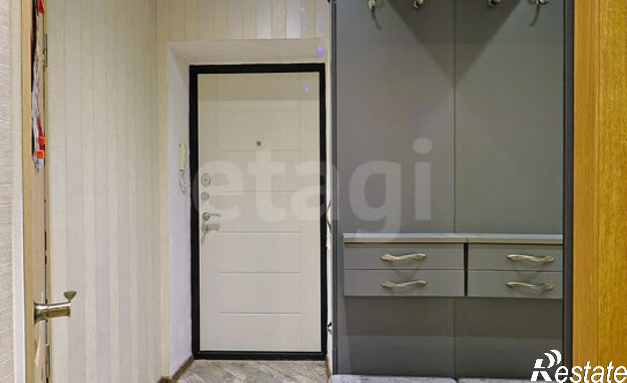 Купить квартиру за 4 800 000 рублей на ул Минусинская, 28