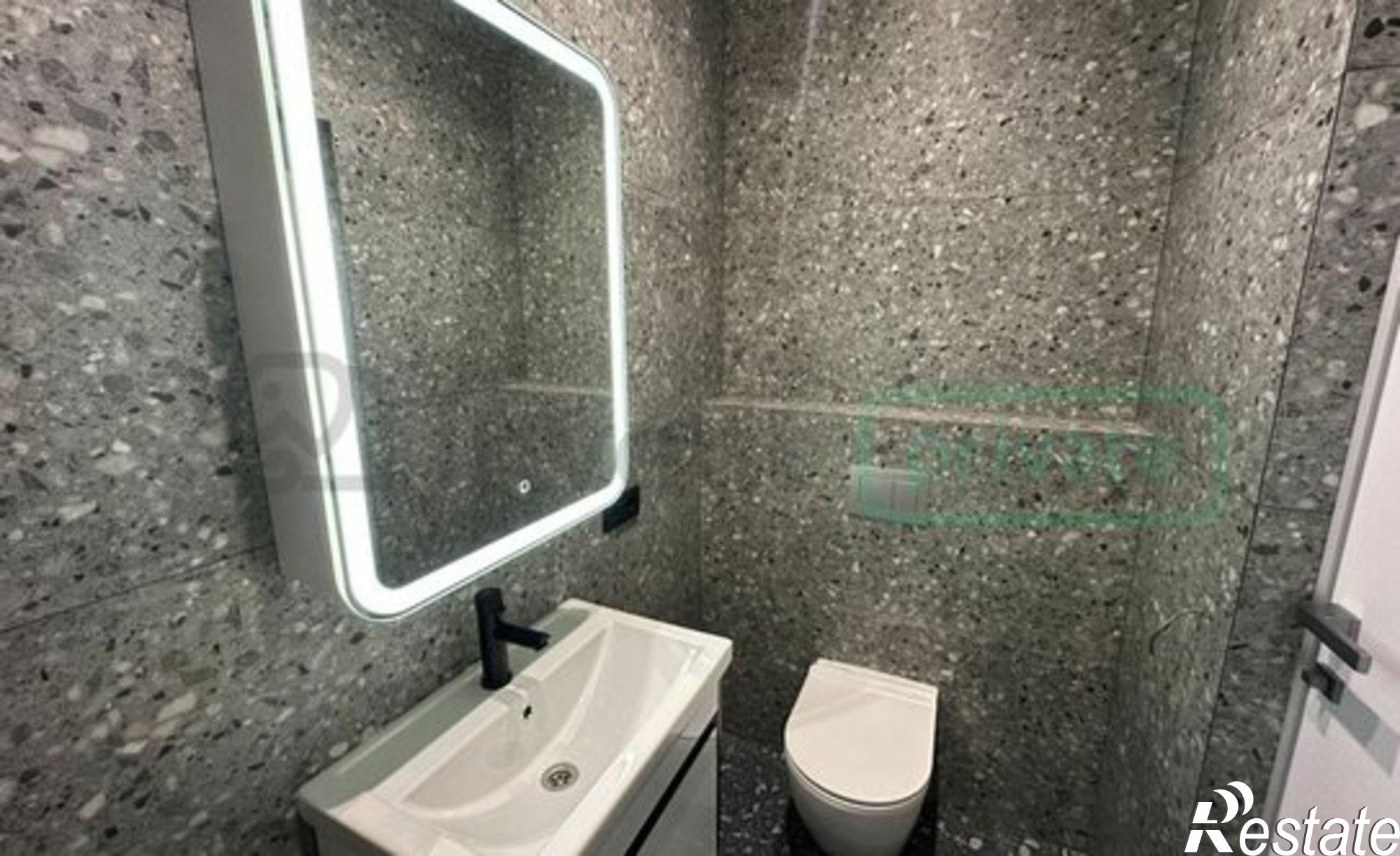 Купить квартиру за 12 000 000 рублей на улица Молодой гвардии, 34к3