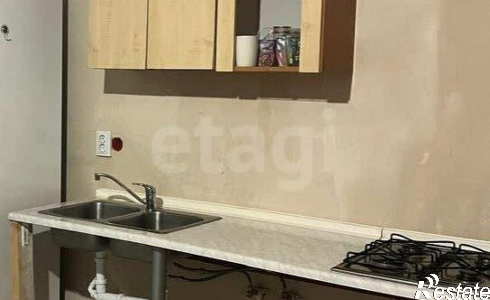 Купить квартиру за 10 210 000 рублей на ул Бердянская, 6