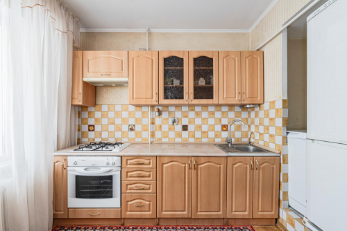 Продажа 2-комн квартиры Россия, Нарвская ул, 68