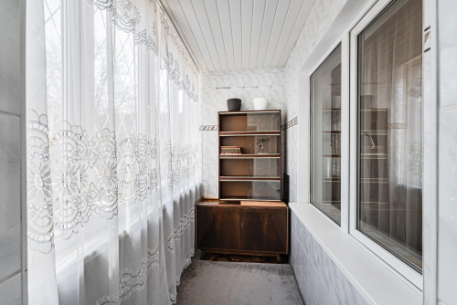 Продажа 2-комн квартиры Россия, Нарвская ул, 68
