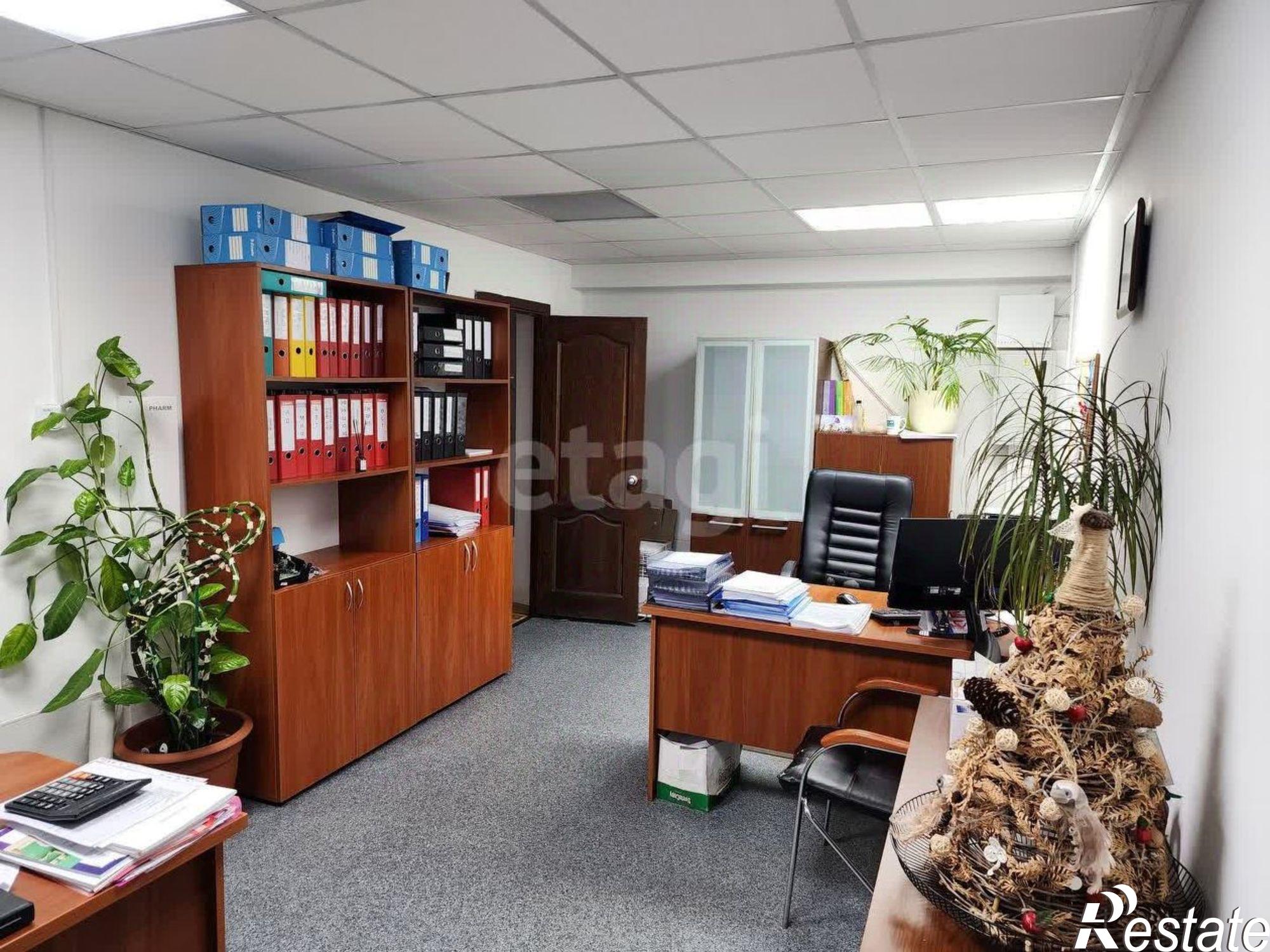 Купить офис, помещение под офис за 3 809 800 рублей на Киевская улица, 121В