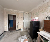 комната 105 кв м ул Карташева, 26