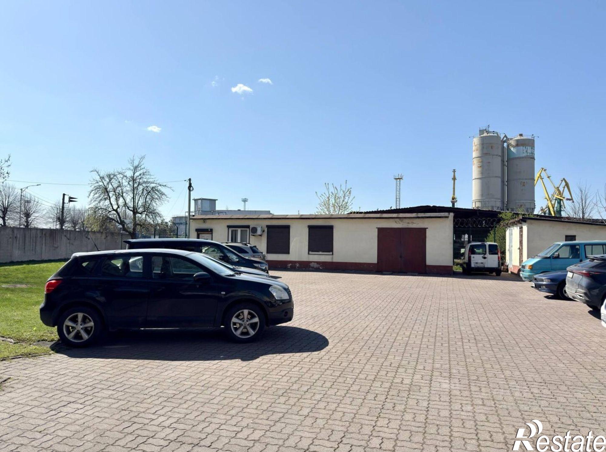 Купить офис, помещение под офис за 44 944 000 рублей на ул Портовая, 68