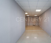 офис 33 кв м, этаж 2/2 ул Дзержинского, 57Б