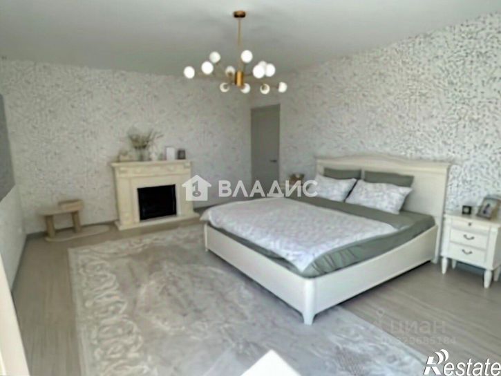 3-комн квартира ул Старокаменная, 3А,  д. 3А