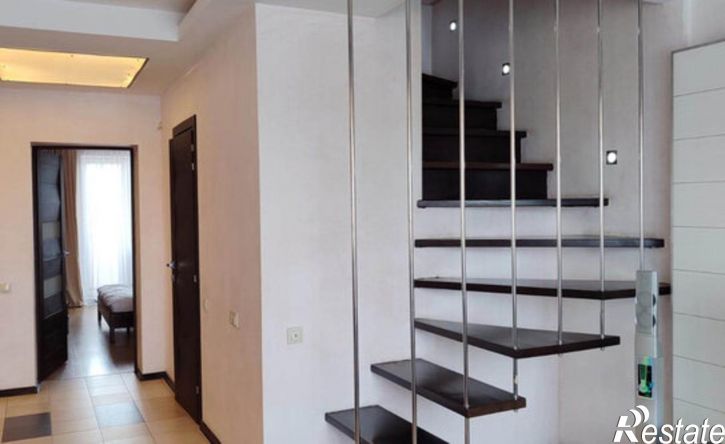 4-комн квартира ул Курганская, 3,  д. 3