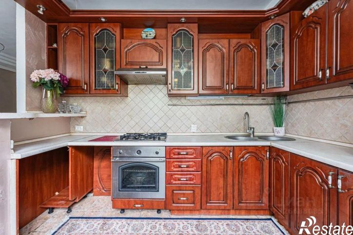 3-комн квартира ул Багратиона, 115,  д. 115