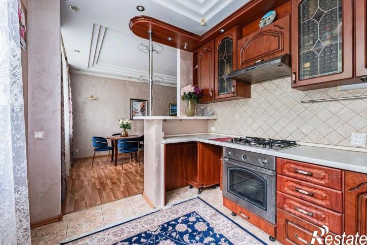 3-комн квартира ул Багратиона, 115,  д. 115