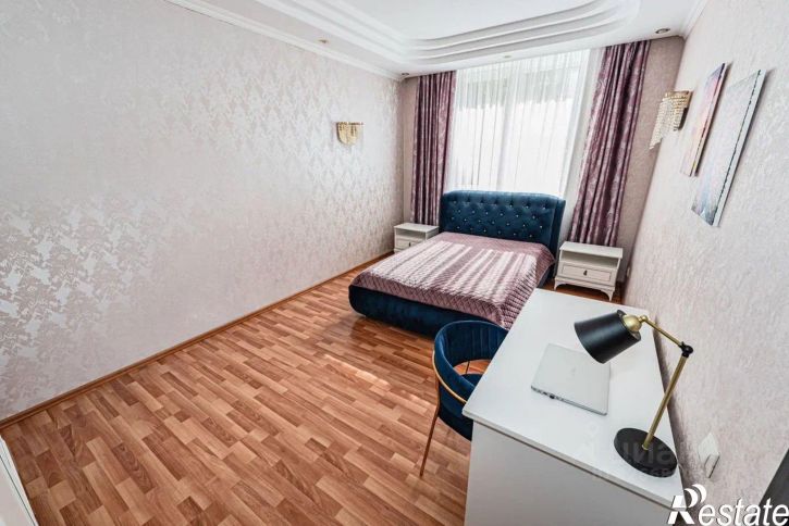 3-комн квартира ул Багратиона, 115,  д. 115